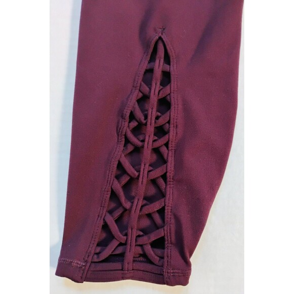 Active Life Women's M Burgundy Leggings Caged Lattice Ankle Cropped Yoga Gym - Picture 3 of 5
